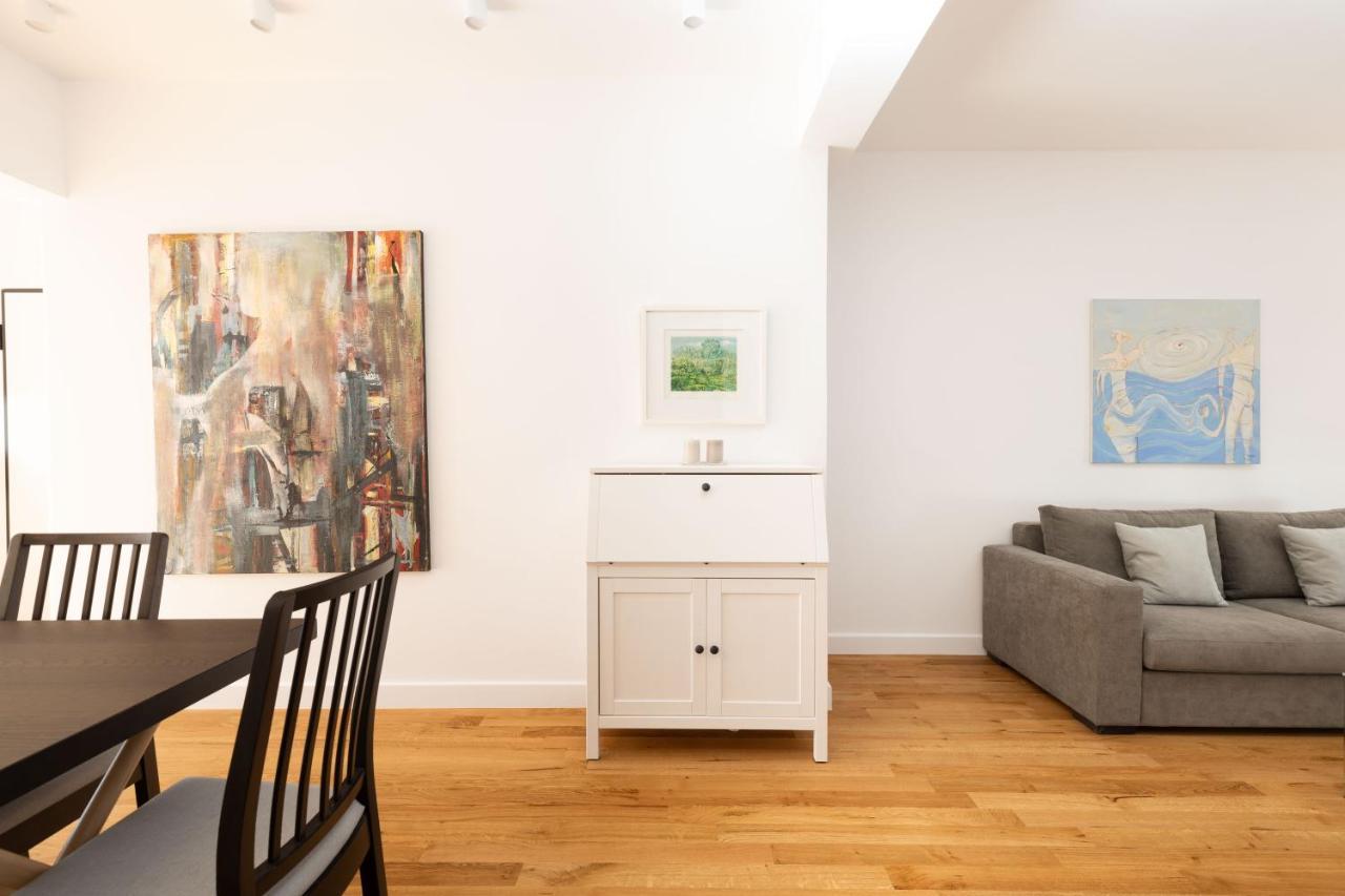 Wonderful Central Athens 2 Bedroom 2 Bath Sleeps 8 Atenas Exterior foto