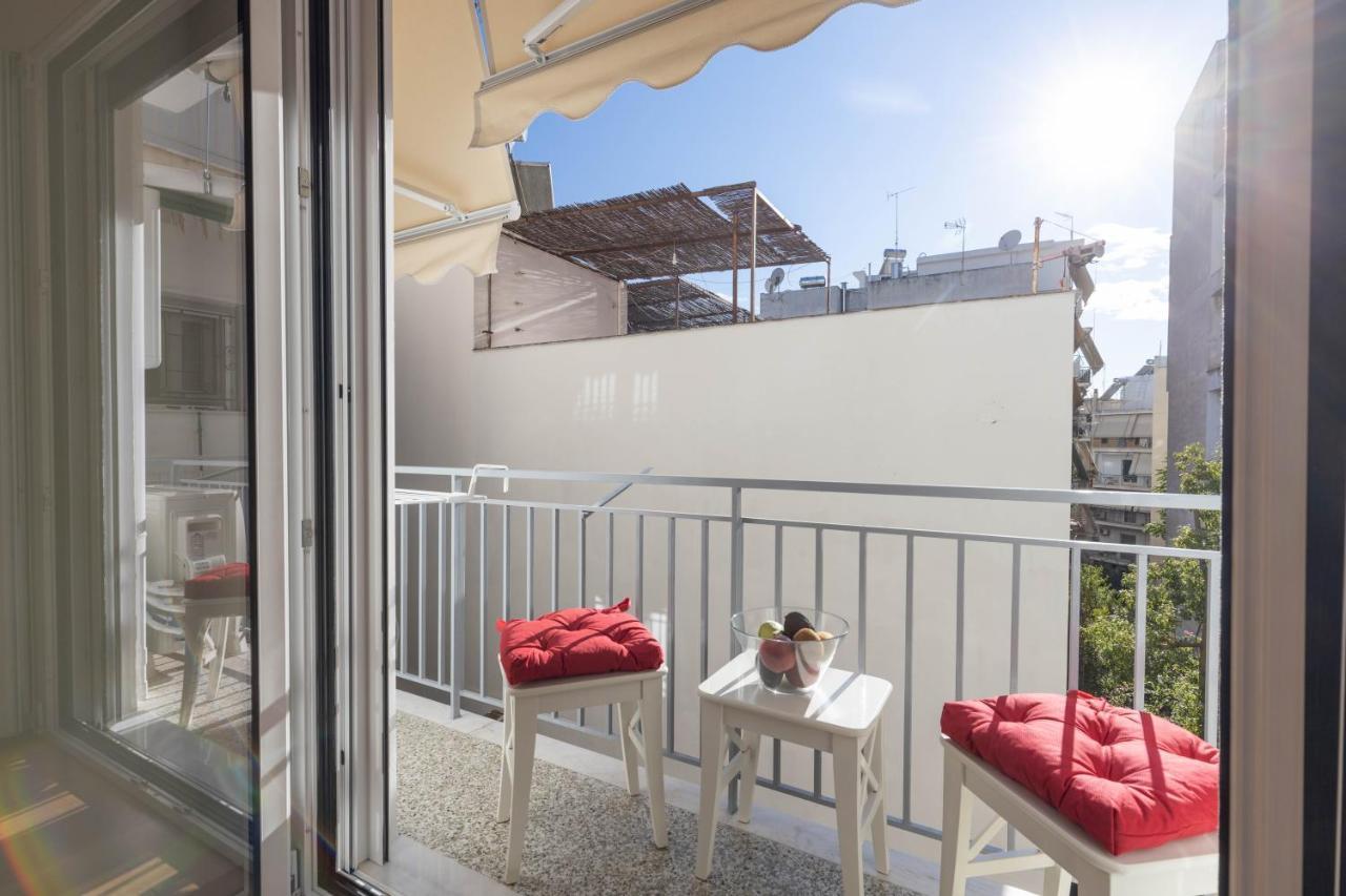Wonderful Central Athens 2 Bedroom 2 Bath Sleeps 8 Atenas Exterior foto