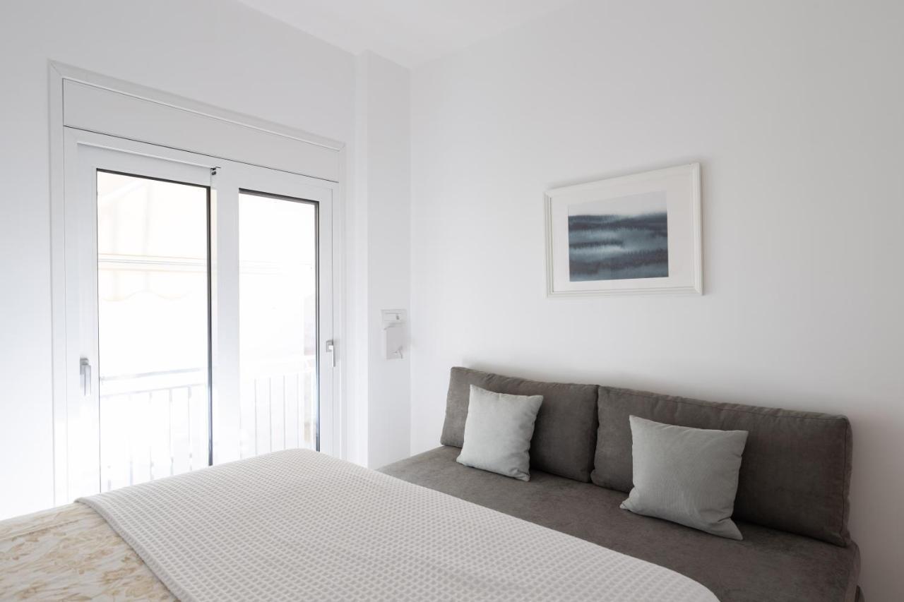 Wonderful Central Athens 2 Bedroom 2 Bath Sleeps 8 Atenas Exterior foto
